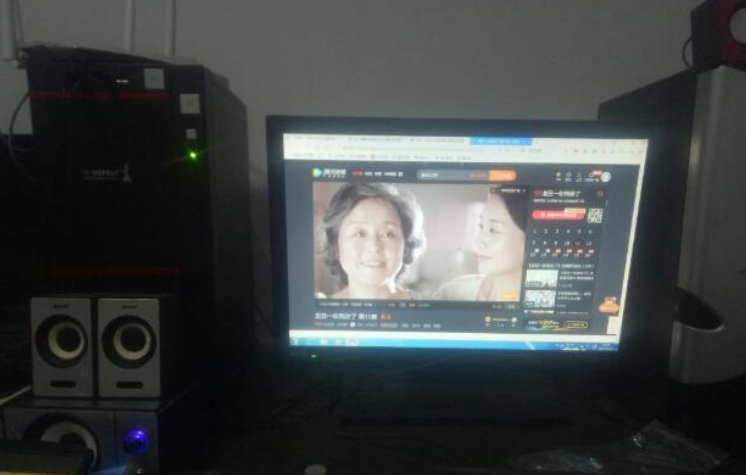 组装电脑八成新LOLCF能玩8核